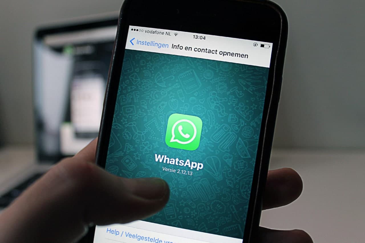 How to Transfer WhatsApp from Android to iPhone Vice Versa Using MobileTrans
